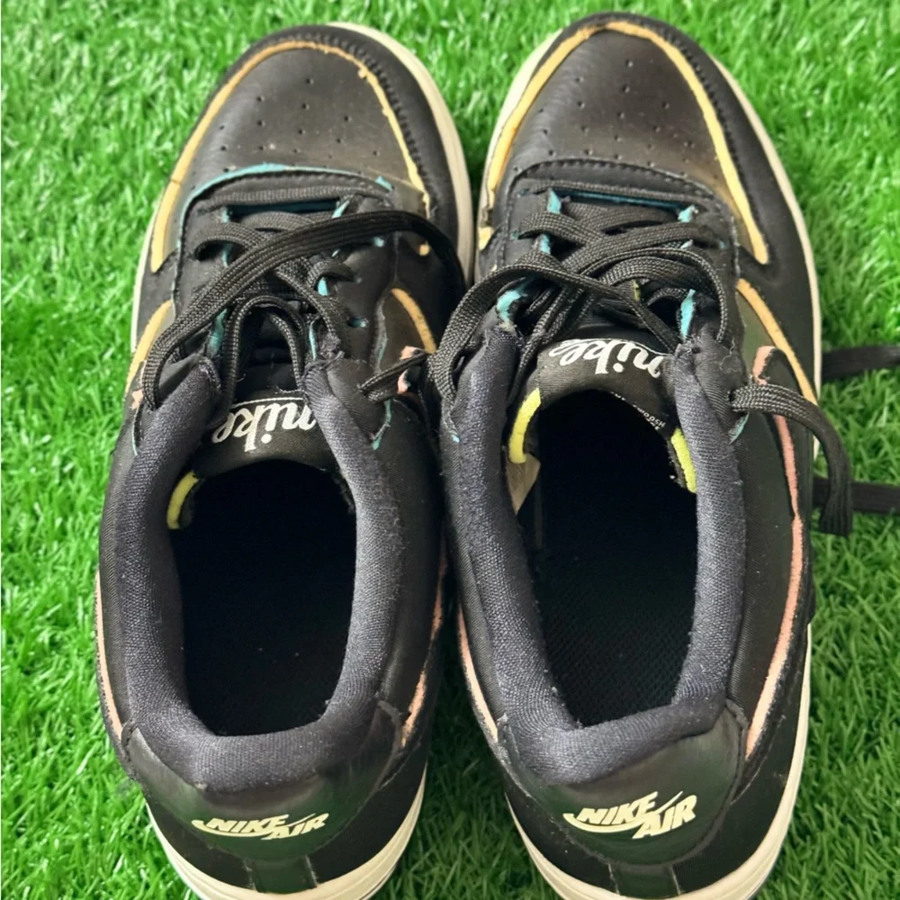 Nike Air Force 1 Low Black Pink Barely‎ Volt (GS)